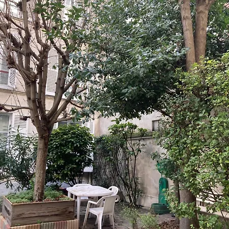 Studio Dans Le Touristique Apartment